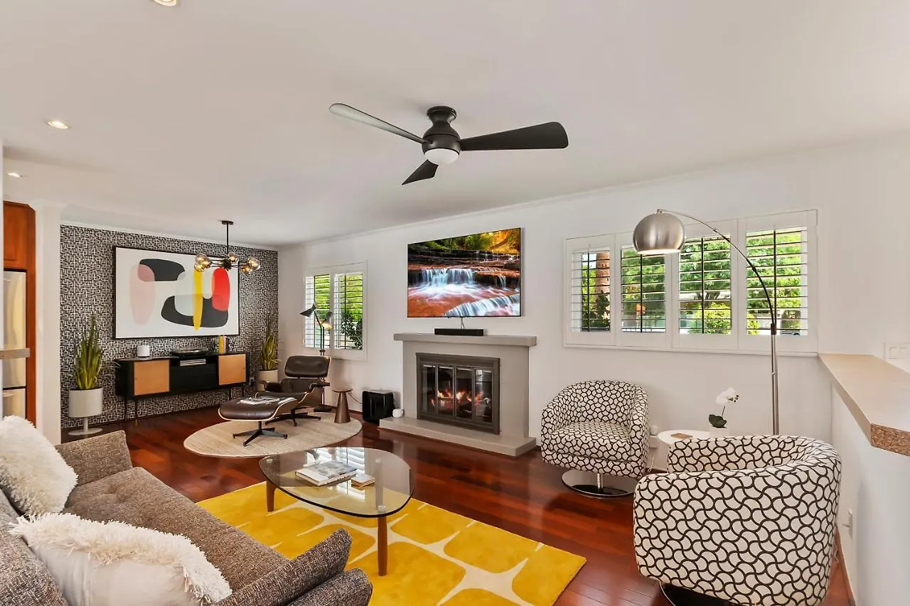 Holiday home Tropicale Palms - Luxe 3 Bedroom With King Beds And 3 Baths Palm Springs United States